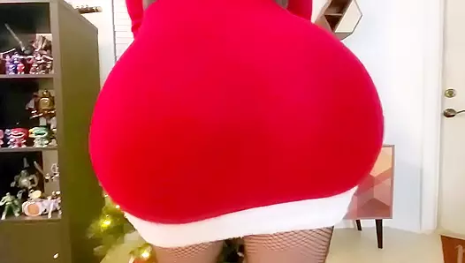 Amazing Homemade Video - Bootylicious Mrs. Claus fucks Santa's knob in POV