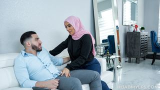 Winsome Arab mom in hijab takes her stepson's XXX dong deep