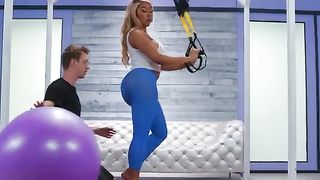 Frisky Big Ass Ebony MILF Works Out with Trainer's Huge White Cock