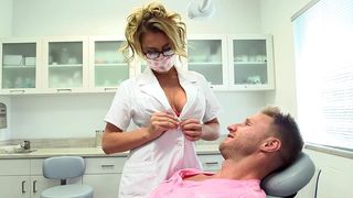 Patient seduced by busty mom in sexy XXX outfit who works as dentist